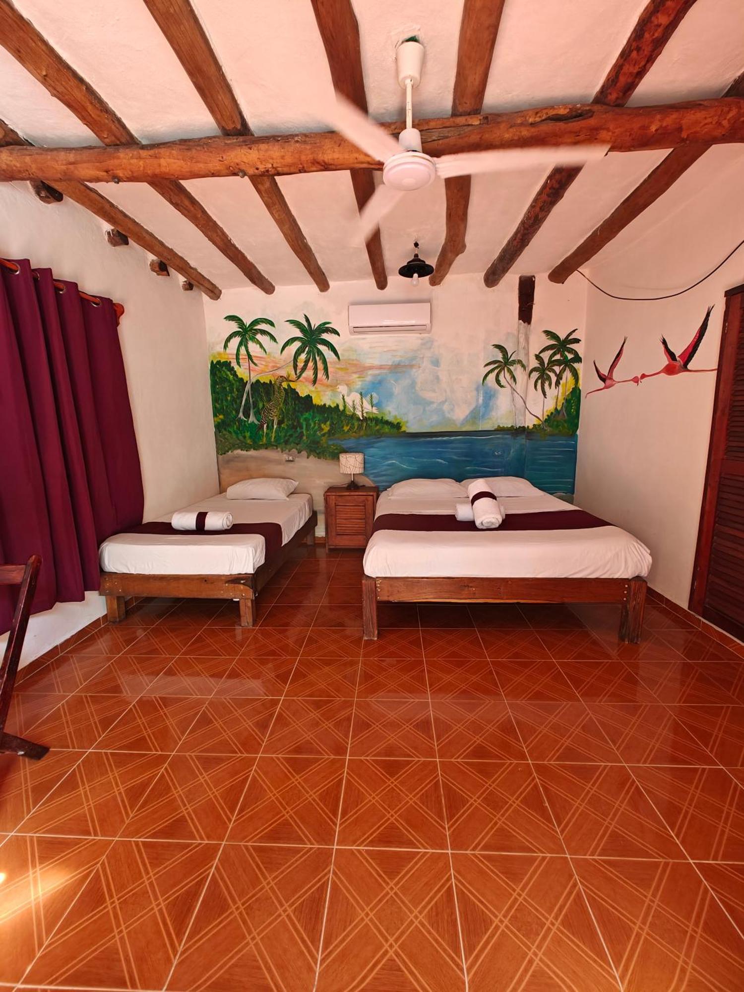 Casa Victor Avila Isla Holbox Exterior photo